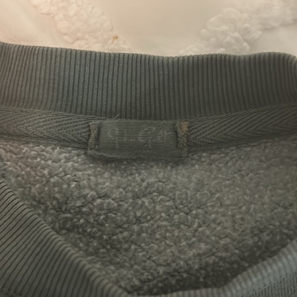 Like new Brandy Melville crewneck - Picture 2 of 3